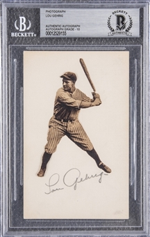 Lou Gehrig Signed 3x5 with Die Cut Image (Beckett GEM MT 10)